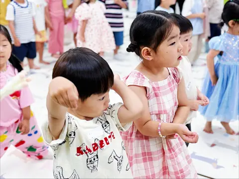 2026-06-28 휘문 유아부 예배스케치 이미지 71