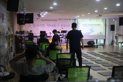 경상도 TT(양산베들레헴 교회) 1일차 사진[도착후 준비과정,집회준비,식사] 이미지 16