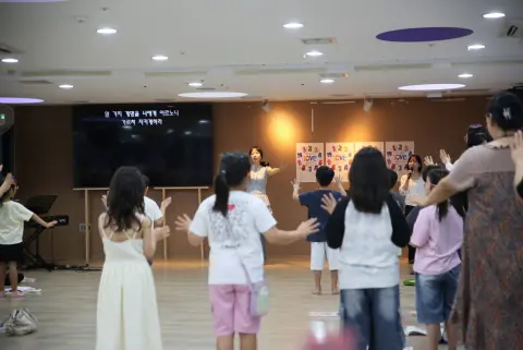 2026년 07월 26일 1부예배 이미지 16