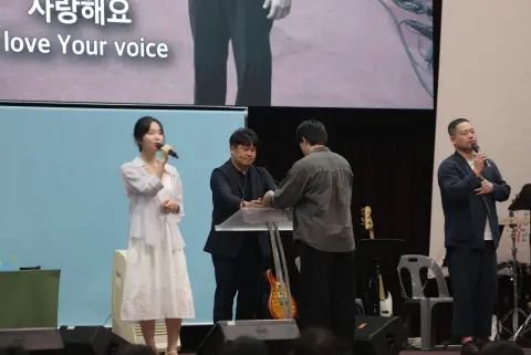 2026-08-16 휘문 청년국 예배스케치 이미지 54