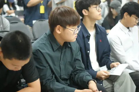 260830 중등1부 이미지 1