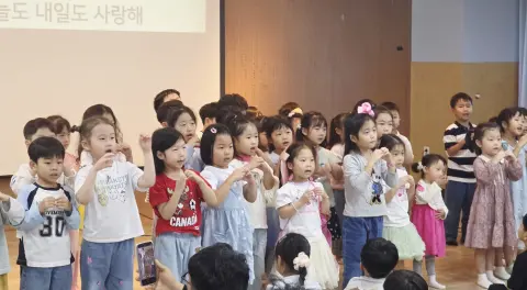 10월 11일 주일예배  이미지 30