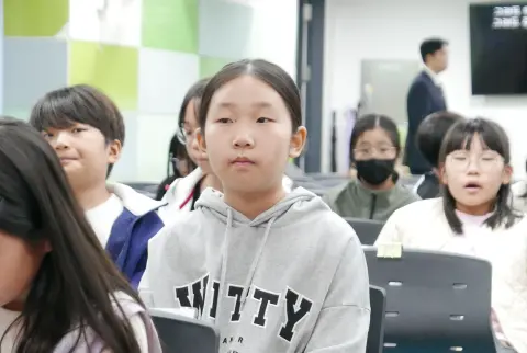 261018 1부 이미지 22
