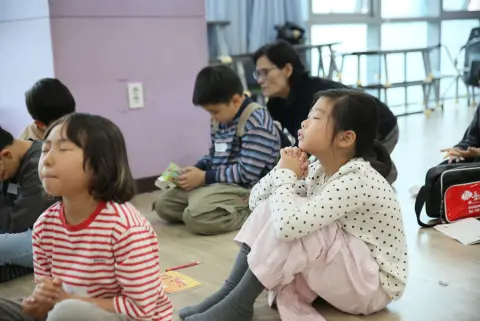 2026년 10월 18일 1부예배 이미지 45