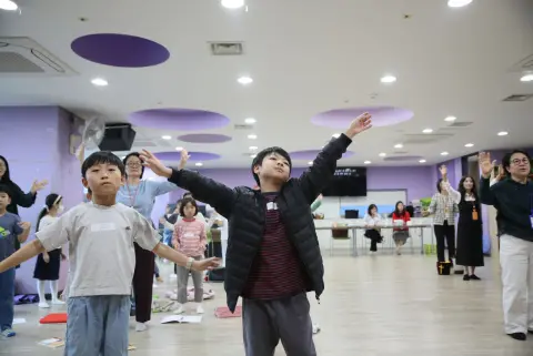 2026년 10월 18일 1부예배 이미지 18