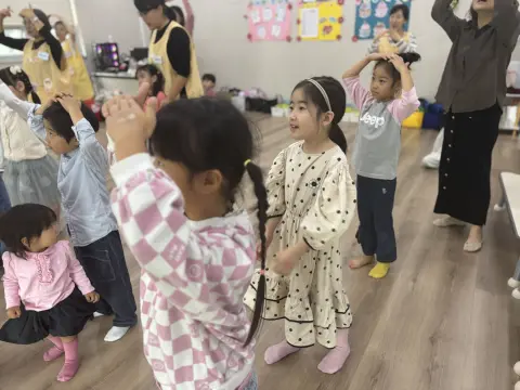 2026.10.18. 주일예배 이미지 3