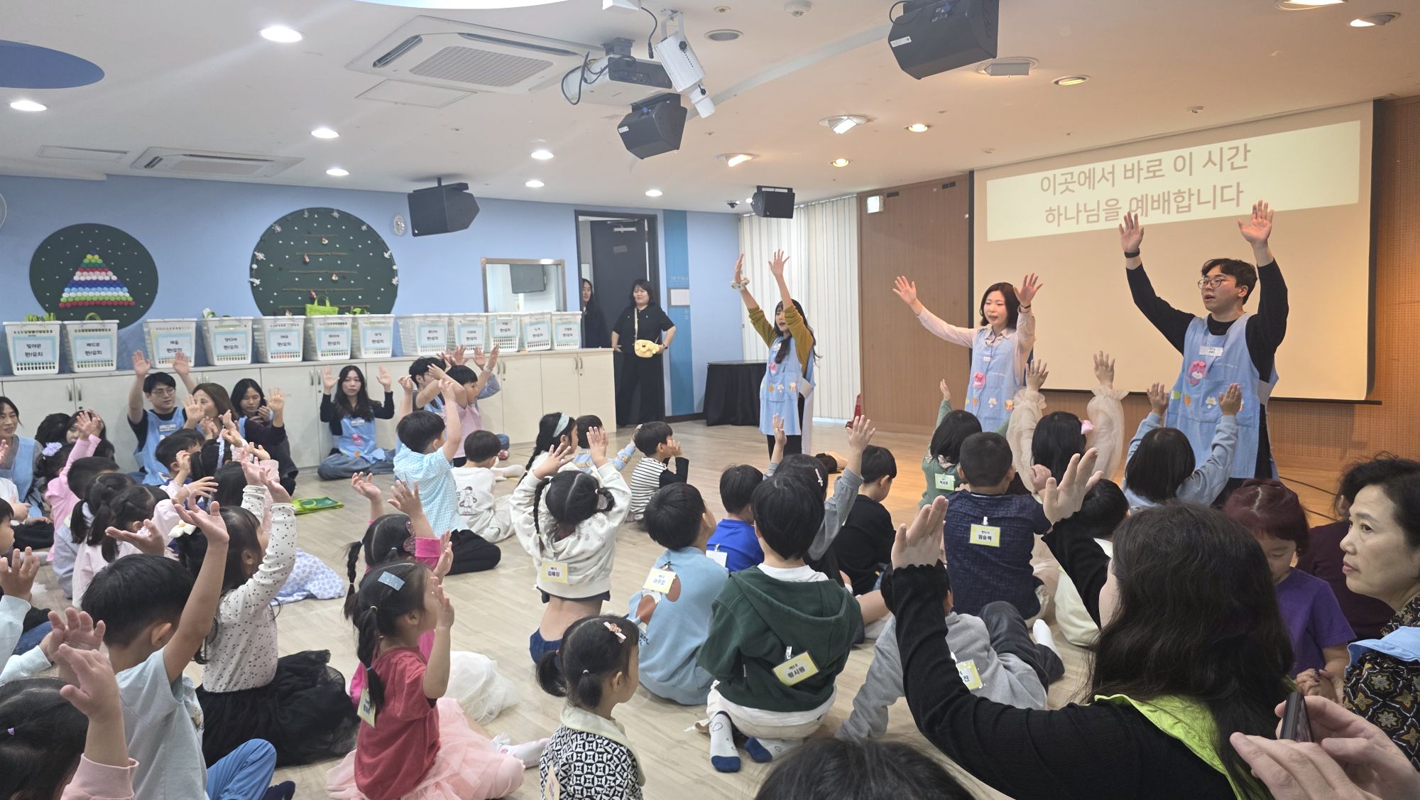 10월 18일 주일예배  원본 이미지 23