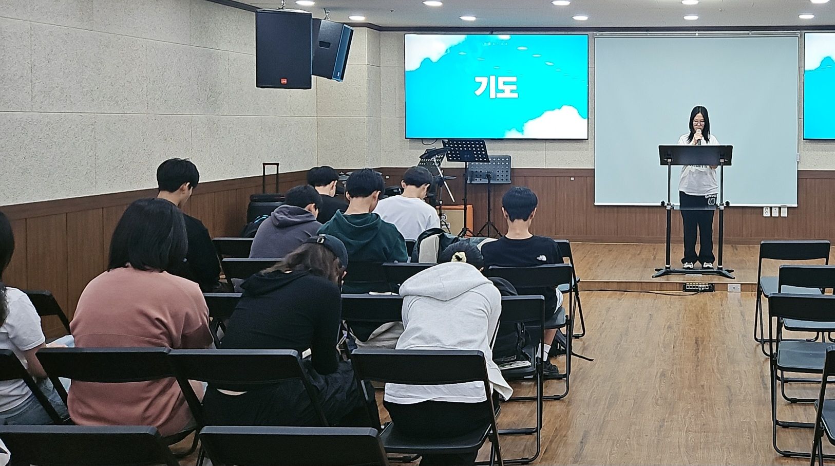 10월 18일 영화예배 원본 이미지 1