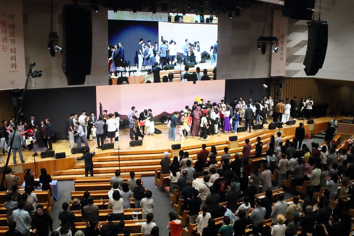 10월 첫째주 우리들교회 모습 원본 이미지 108