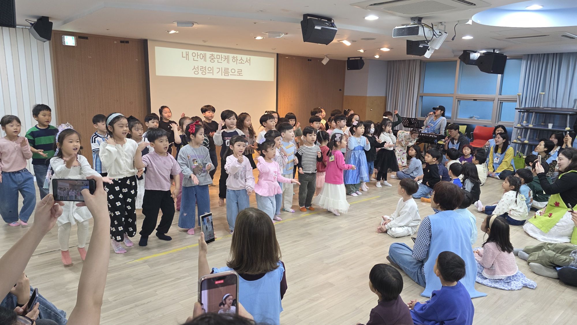 10월 18일 주일예배  원본 이미지 22