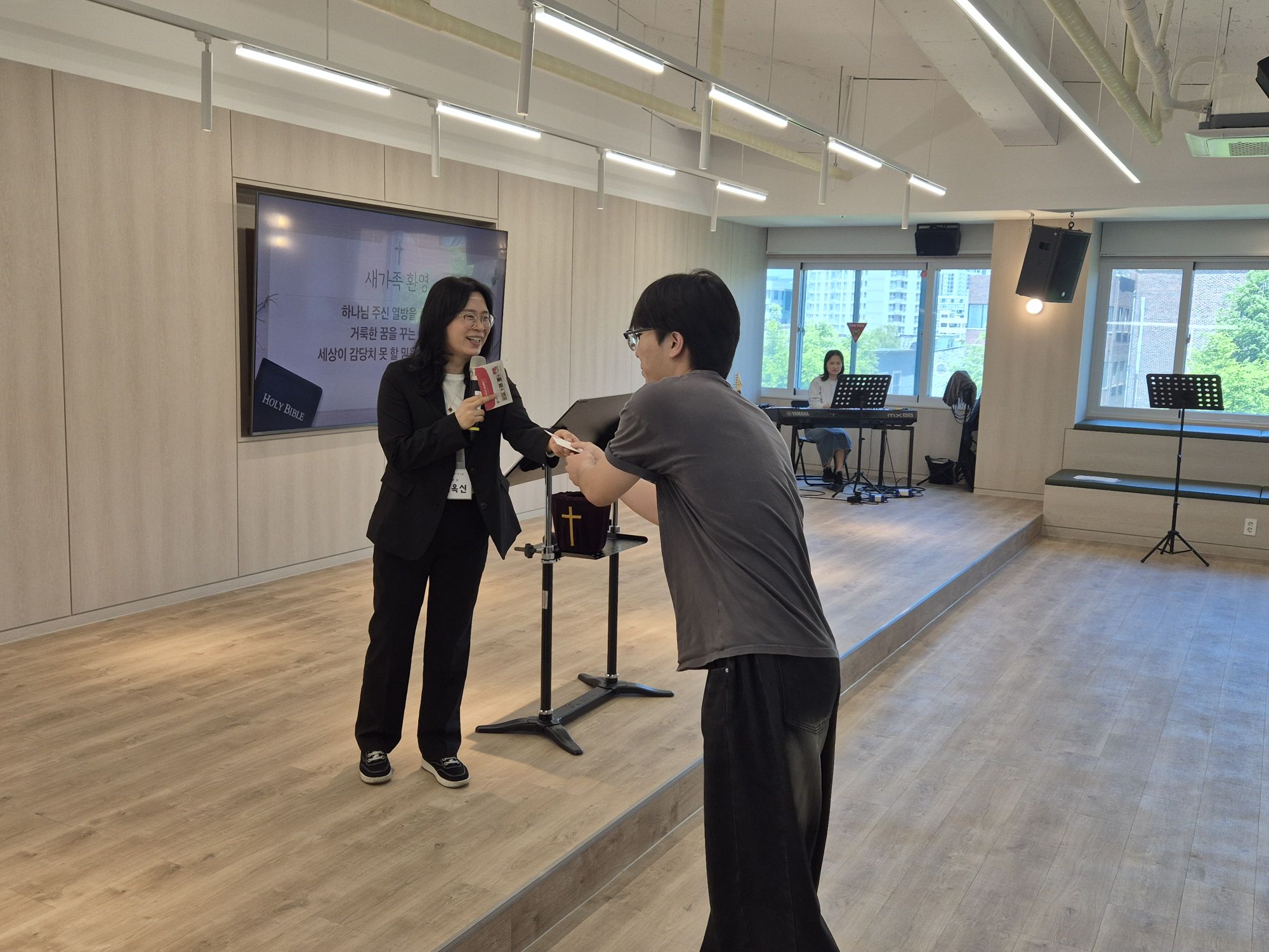 2026년 5월 10일(주일) 청소년부 예배 및 활동 사진 원본 이미지 6
