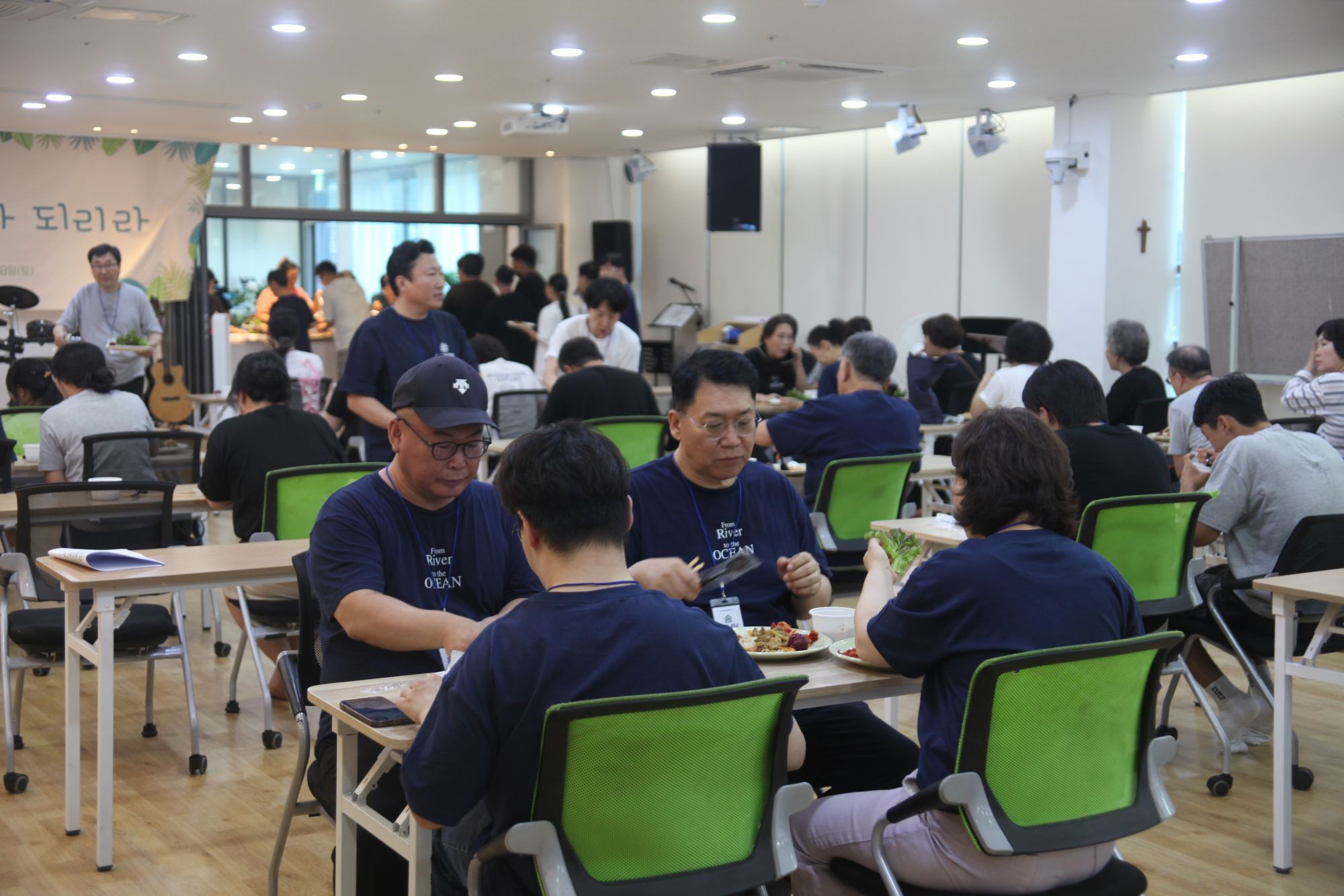 경상도 TT(양산베들레헴 교회) 1일차 사진[도착후 준비과정,집회준비,식사] 원본 이미지 42